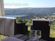 Maison à LE LAC-D&#039;ISSARLES