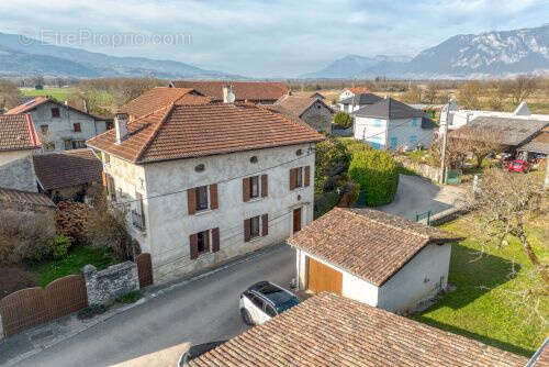 Maison à PONTCHARRA
