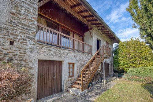 Maison à PONTCHARRA