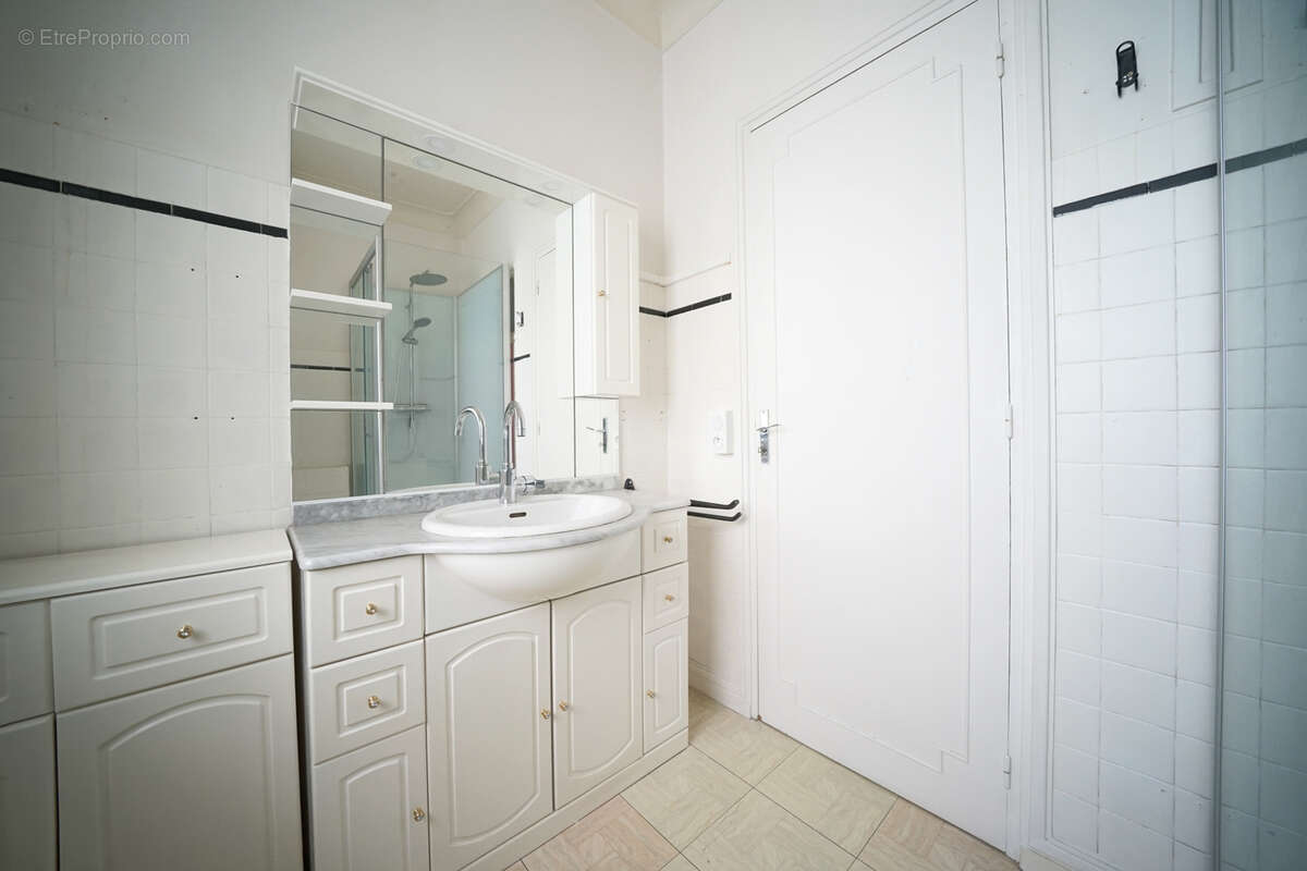 Maison à NEAUPHLE-LE-CHATEAU