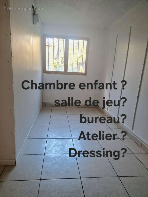 Commerce à GHISONACCIA