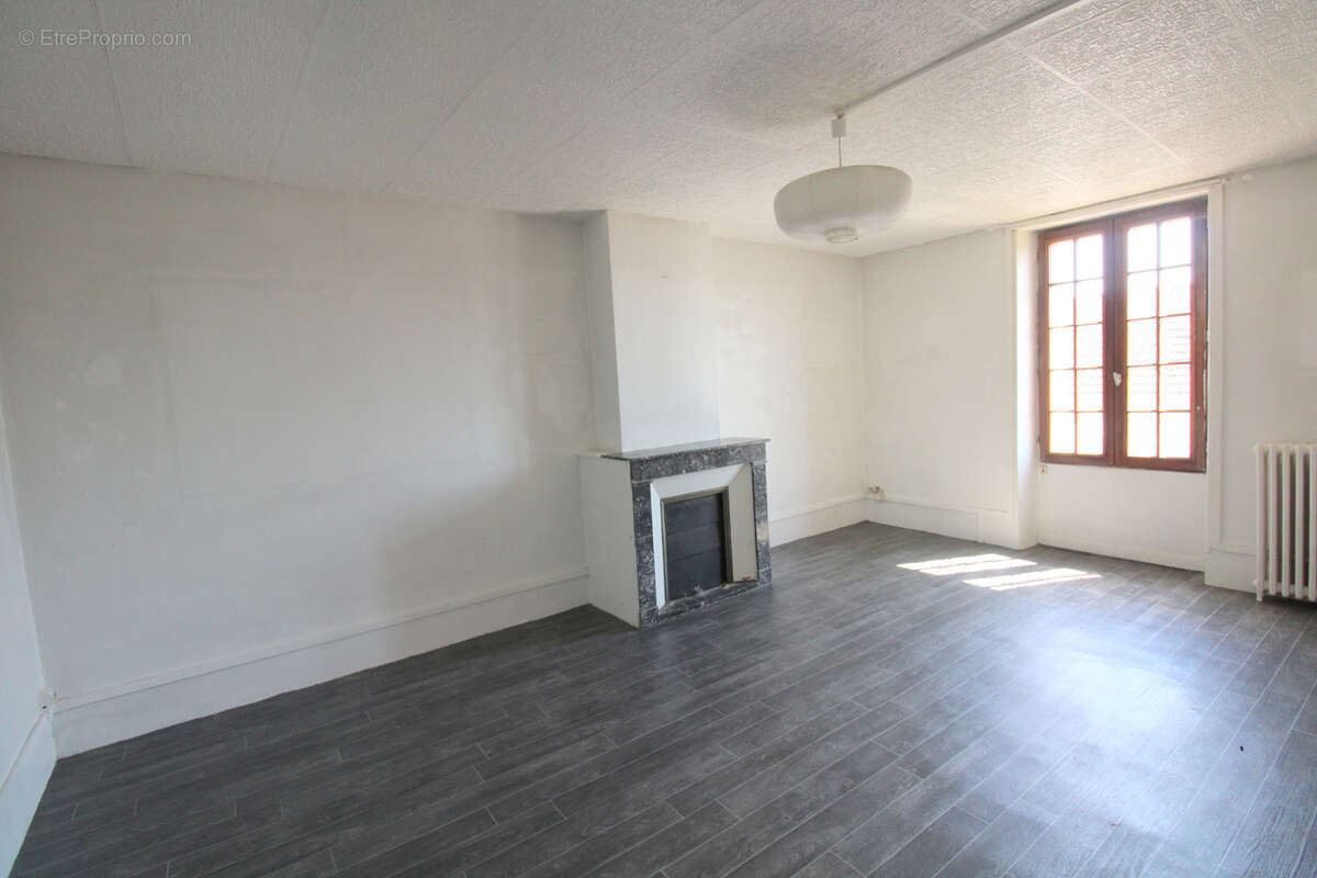 Maison à PACY-SUR-EURE