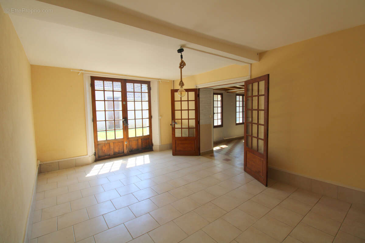 Maison à PACY-SUR-EURE