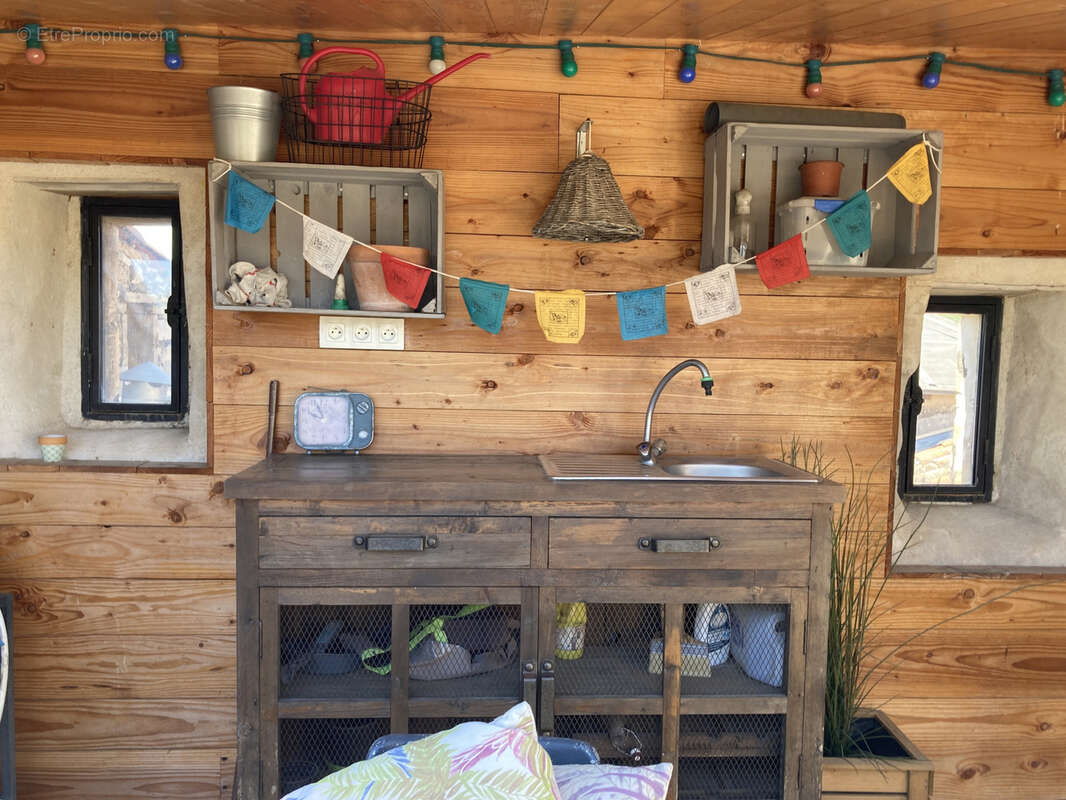 Maison à VIOLS-LE-FORT