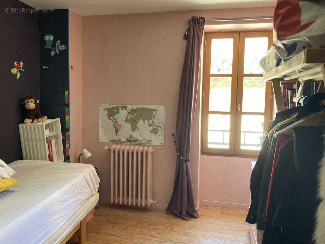 Maison à VIOLS-LE-FORT