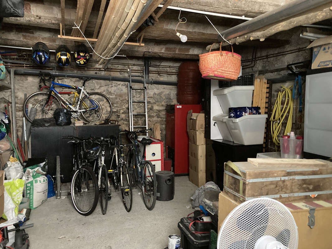 Maison à VIOLS-LE-FORT