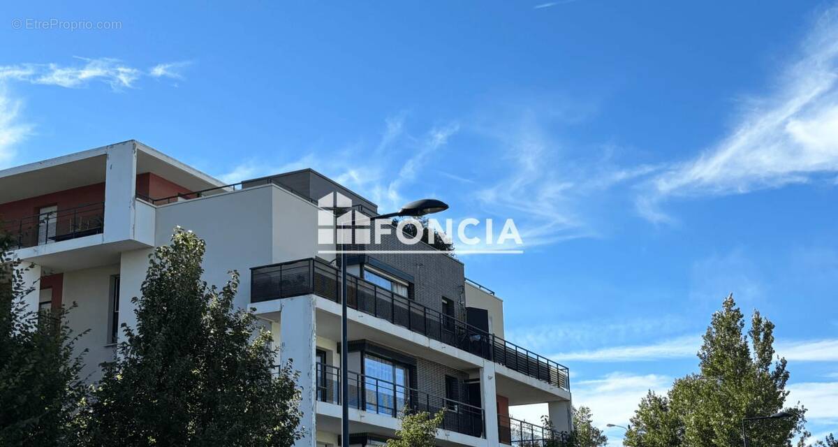 Appartement à AUZEVILLE-TOLOSANE