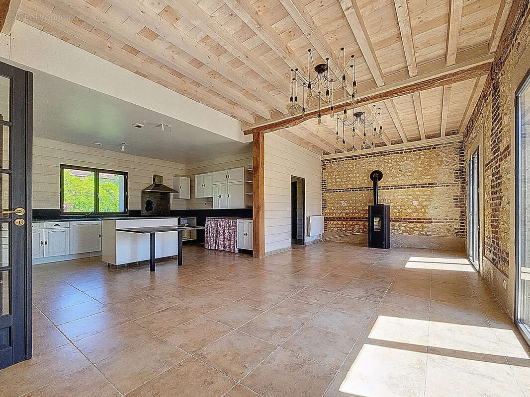 Maison à ROMILLY-SUR-ANDELLE