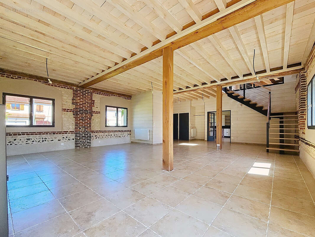 Maison à ROMILLY-SUR-ANDELLE