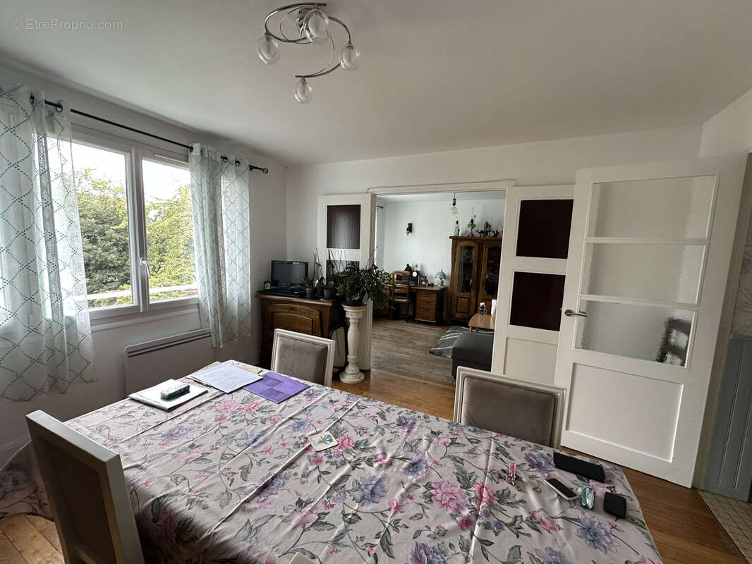 Appartement à STAINS