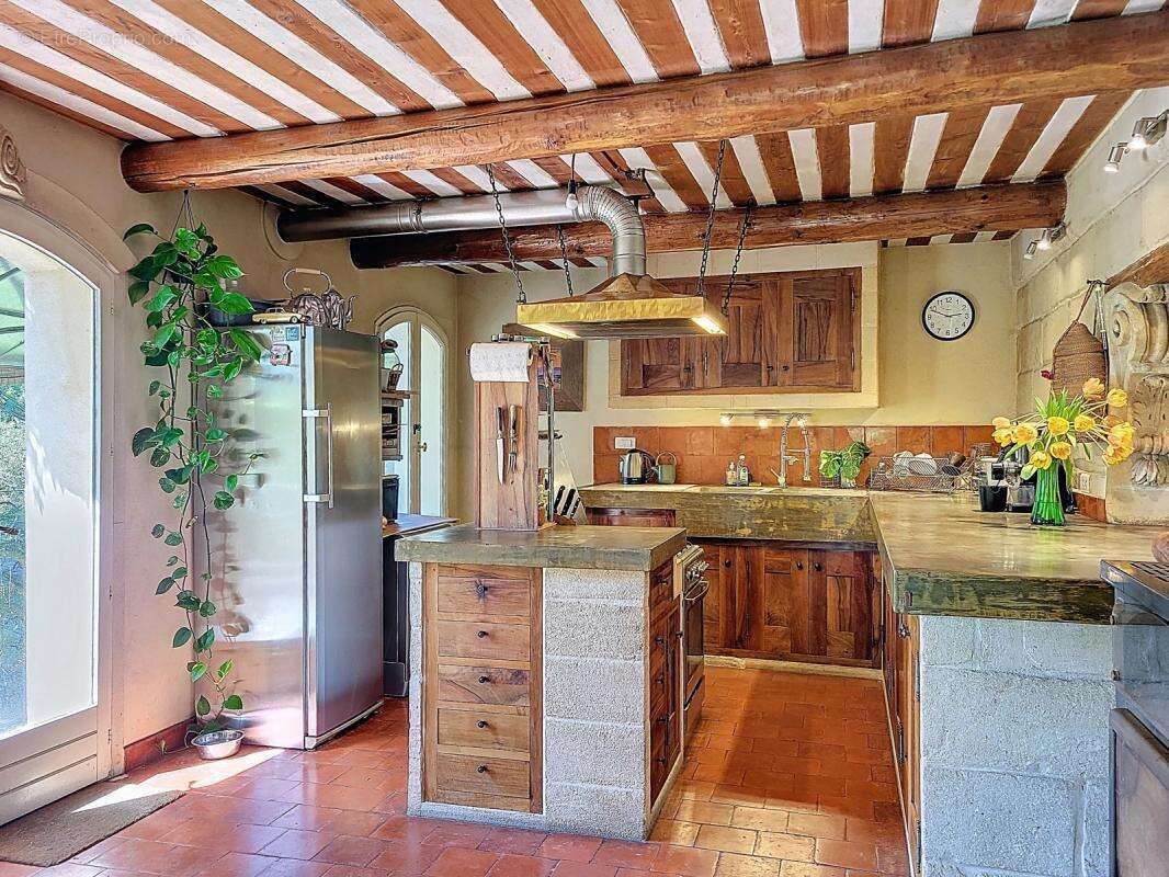 Maison à CHATEAURENARD