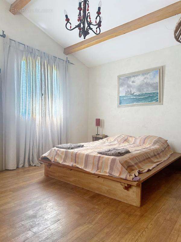 Maison à CHATEAURENARD