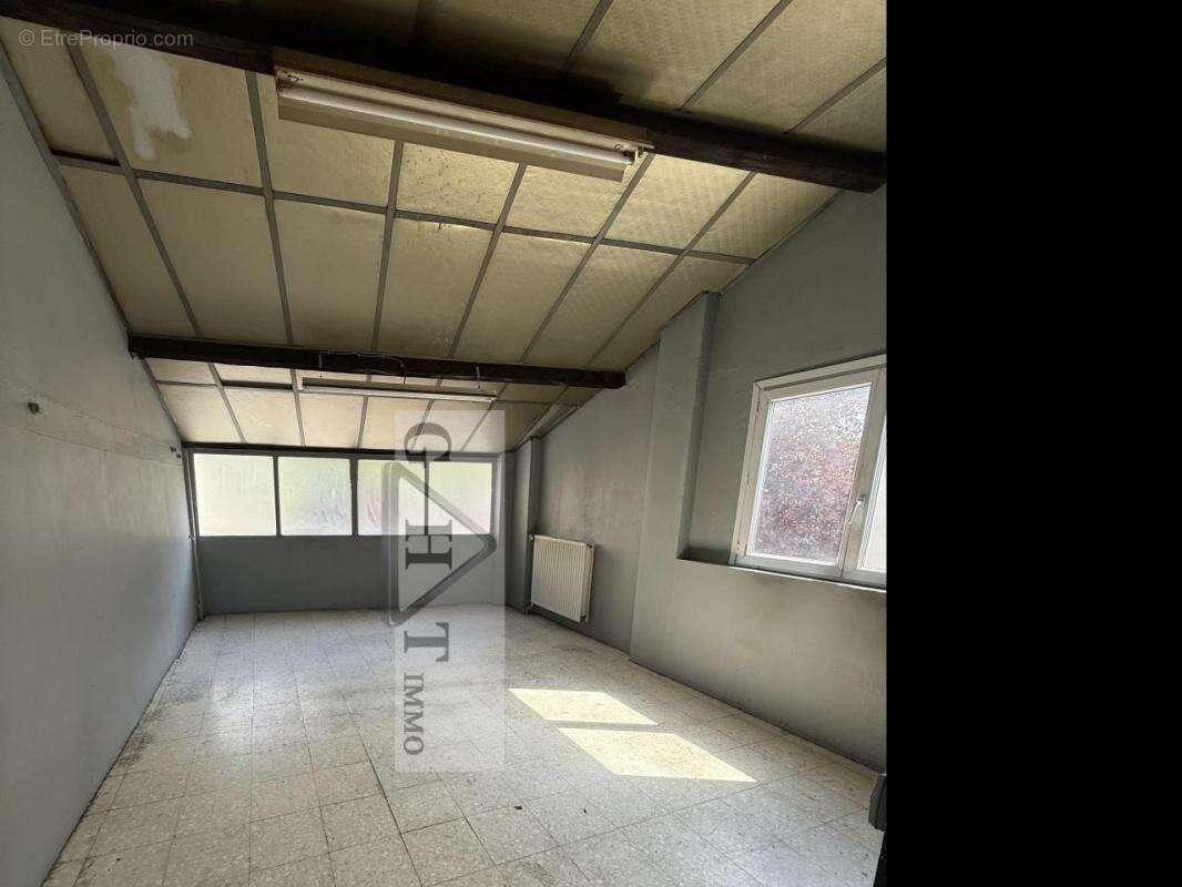 Commerce à BAGNOLET