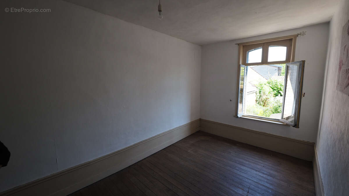 Maison à DOMART-EN-PONTHIEU