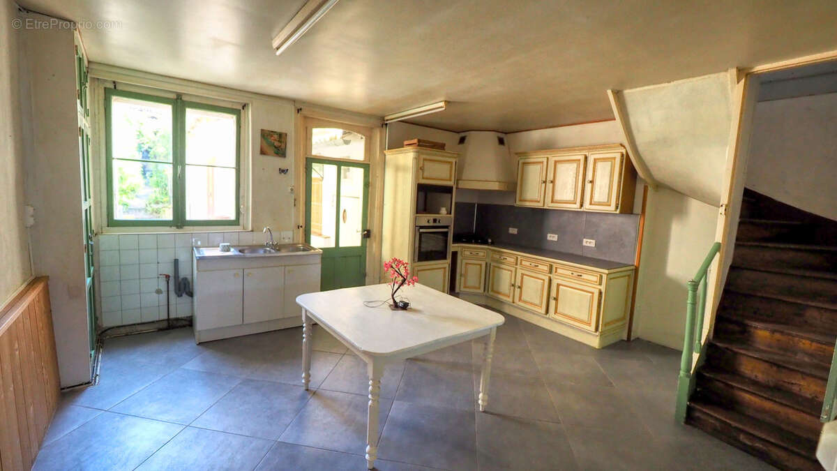 Maison à DOMART-EN-PONTHIEU