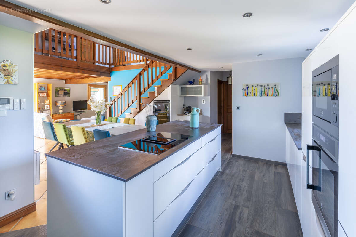 Maison à LES ABRETS