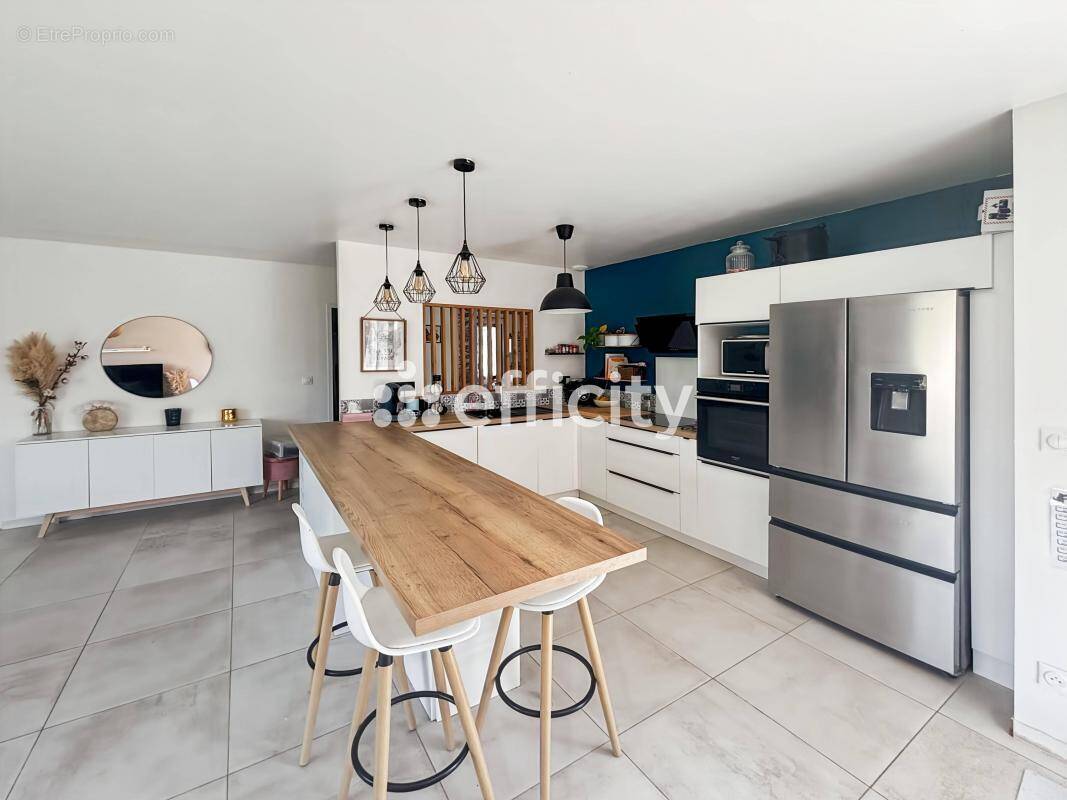 Maison à SAINT-ANDRE-DE-LIDON