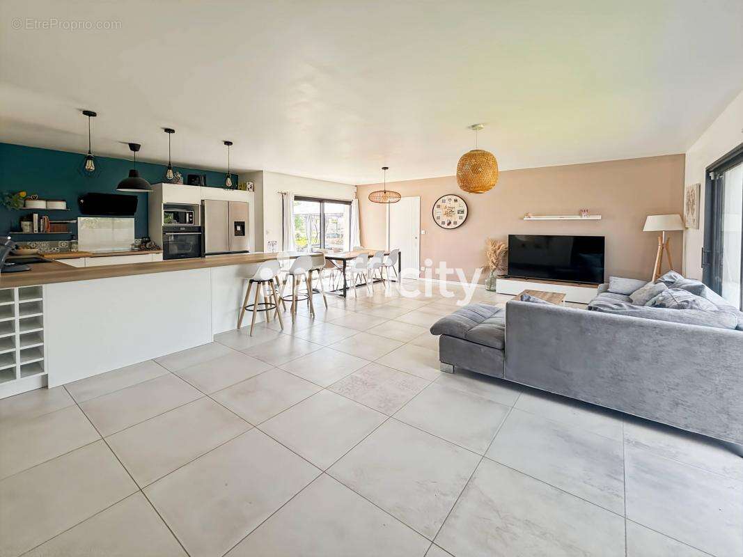 Maison à SAINT-ANDRE-DE-LIDON