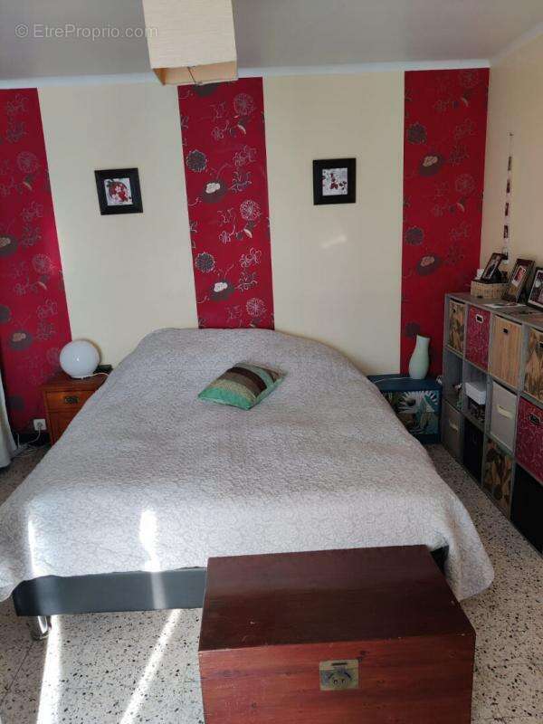 Maison à ROCHEMAURE