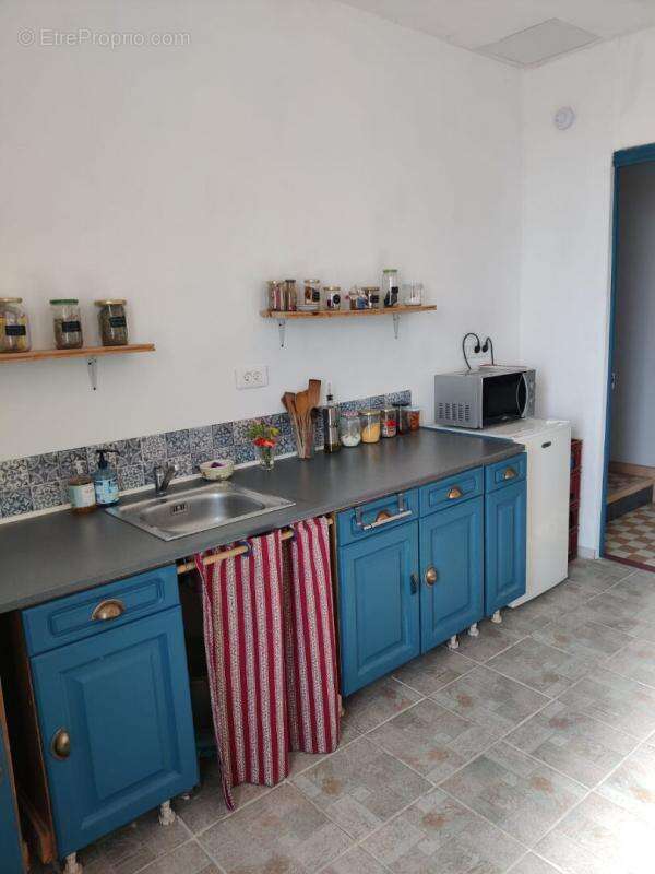 Maison à ROCHEMAURE