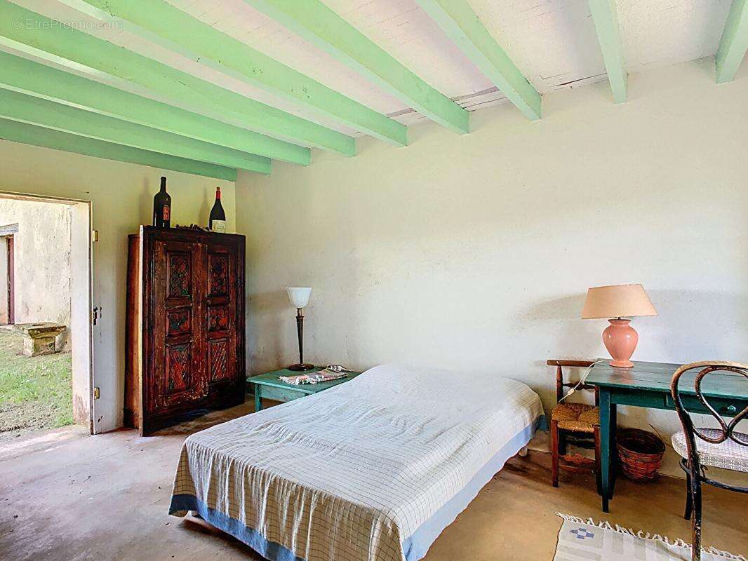 Maison à LE BUISSON-DE-CADOUIN