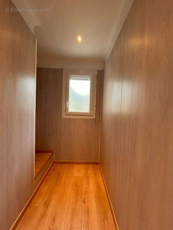 Maison à CHAMPCEVINEL