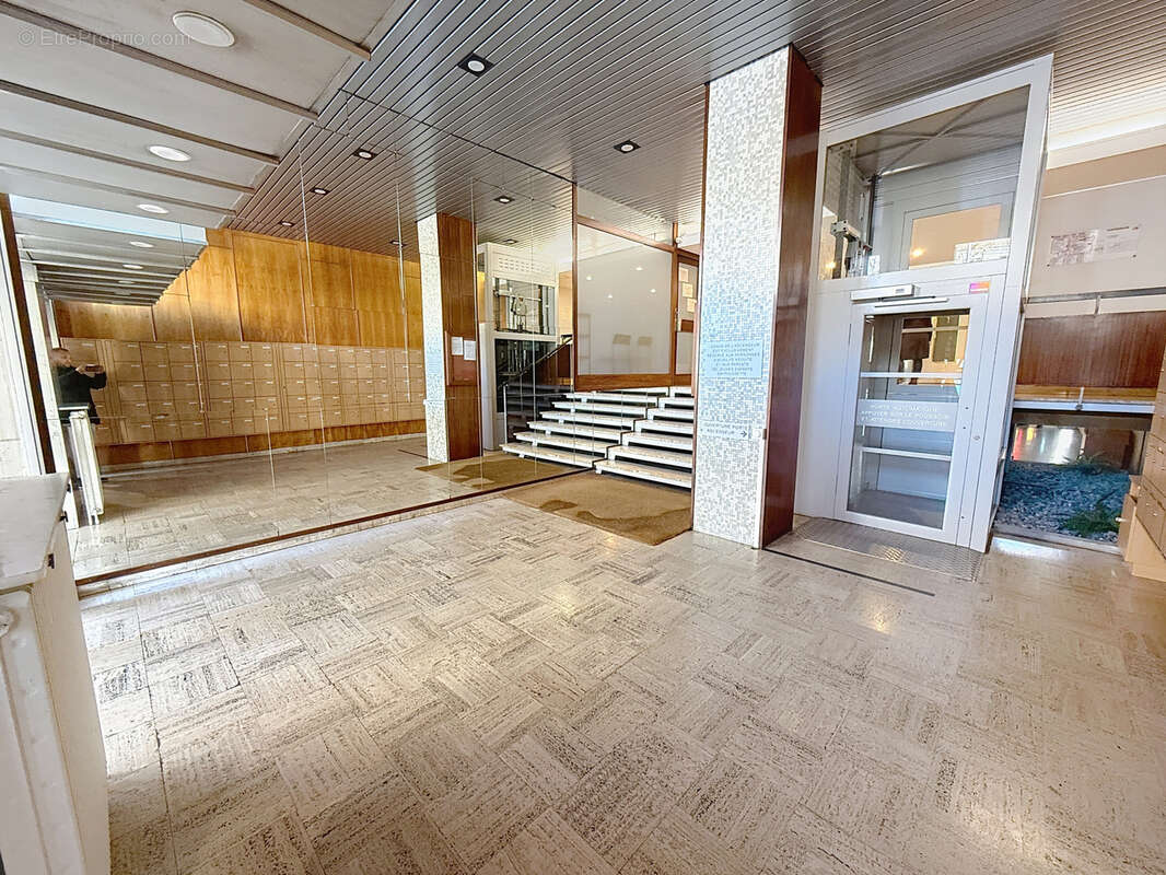 Appartement à SAINT-ETIENNE