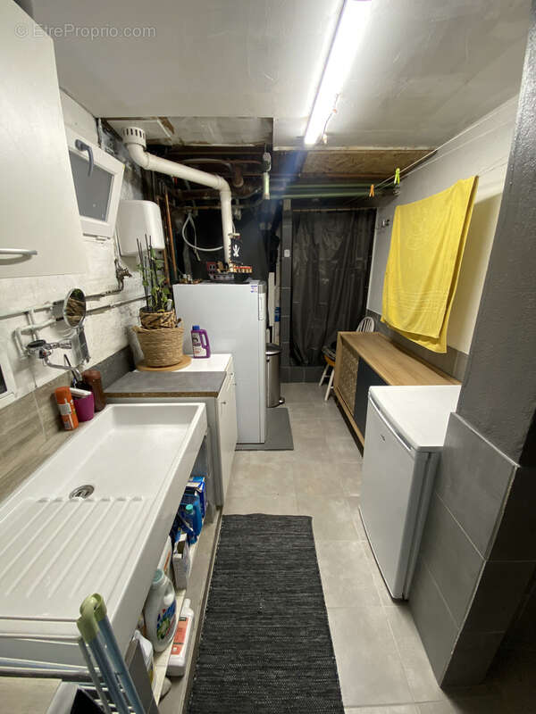 Appartement à PARAY-VIEILLE-POSTE