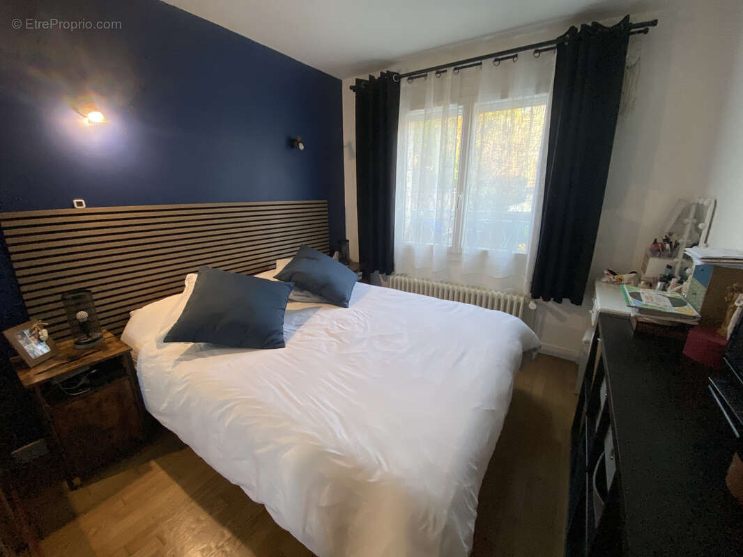 Appartement à PARAY-VIEILLE-POSTE