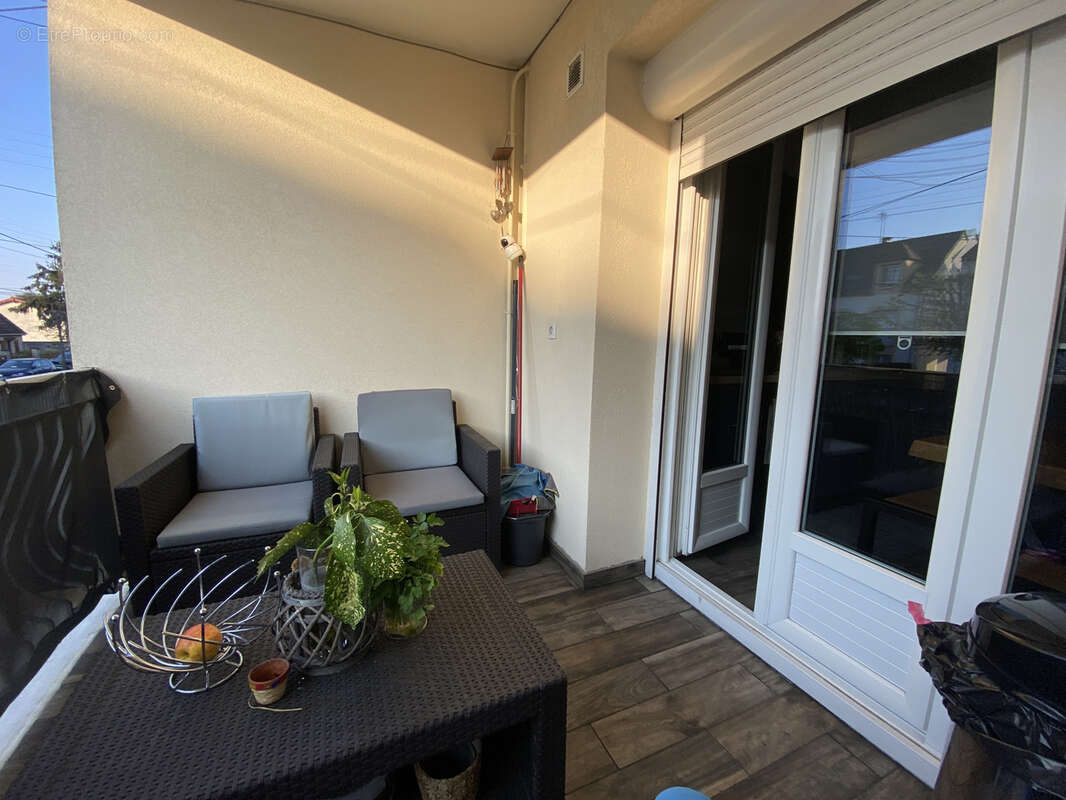 Appartement à PARAY-VIEILLE-POSTE