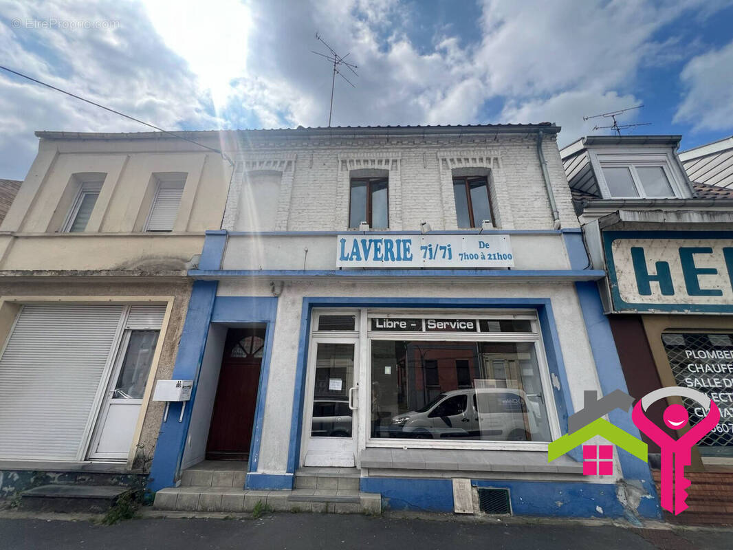 Appartement à DOUCHY-LES-MINES