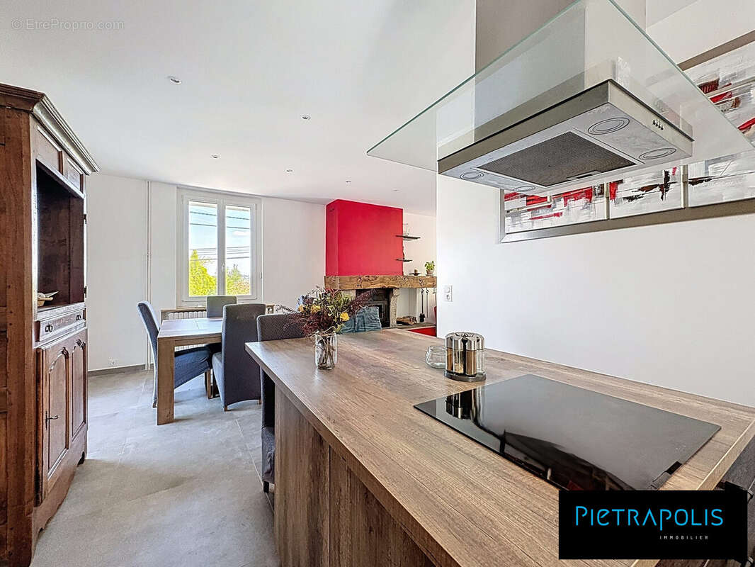 cuisine américaine - Maison à BRIGNAIS