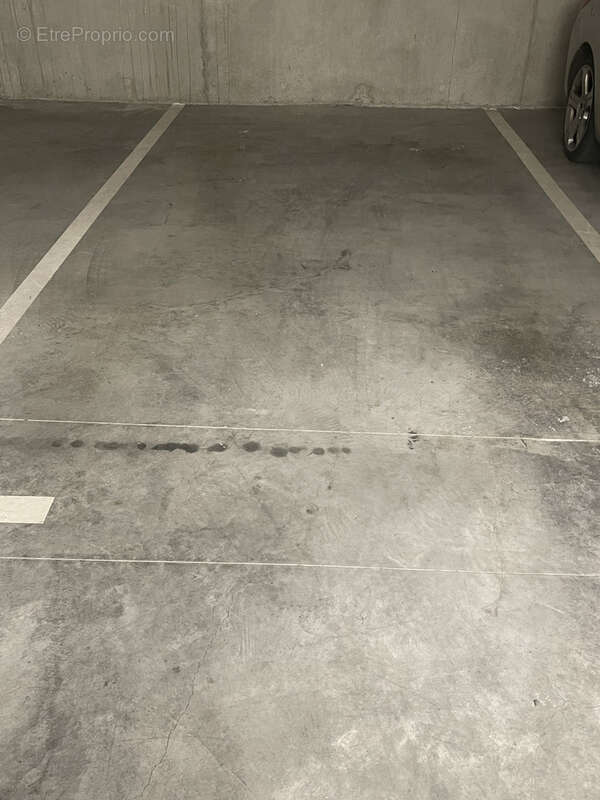 Parking à MARSEILLE-8E