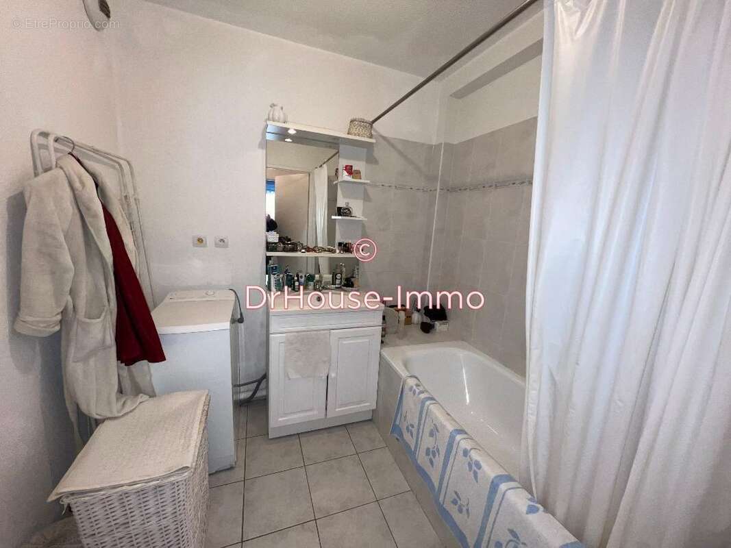 Appartement à SAINT-GEORGES-DES-GROSEILLERS