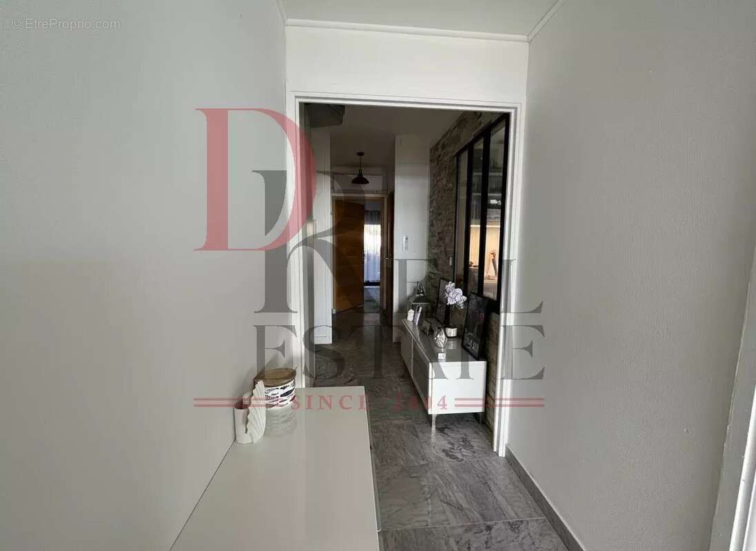 Appartement à ROQUEBRUNE-CAP-MARTIN