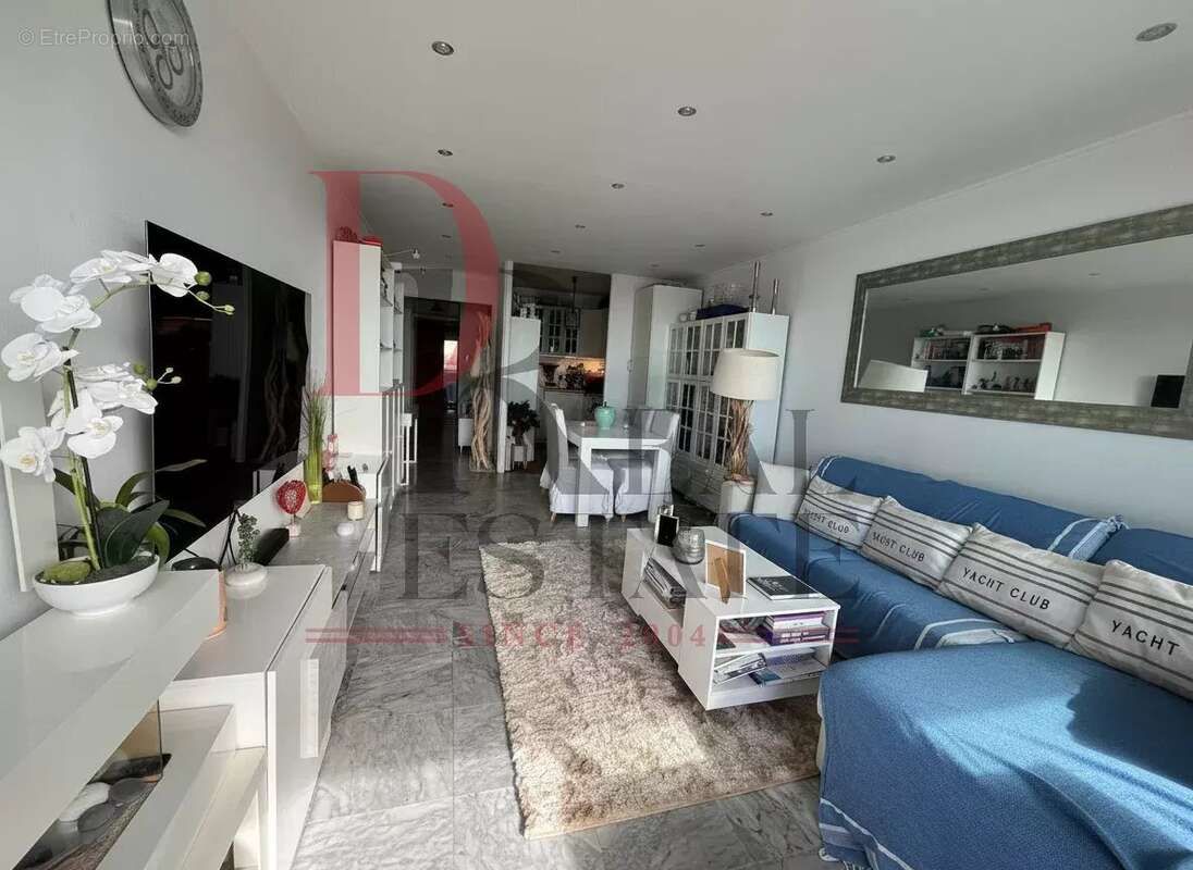 Appartement à ROQUEBRUNE-CAP-MARTIN