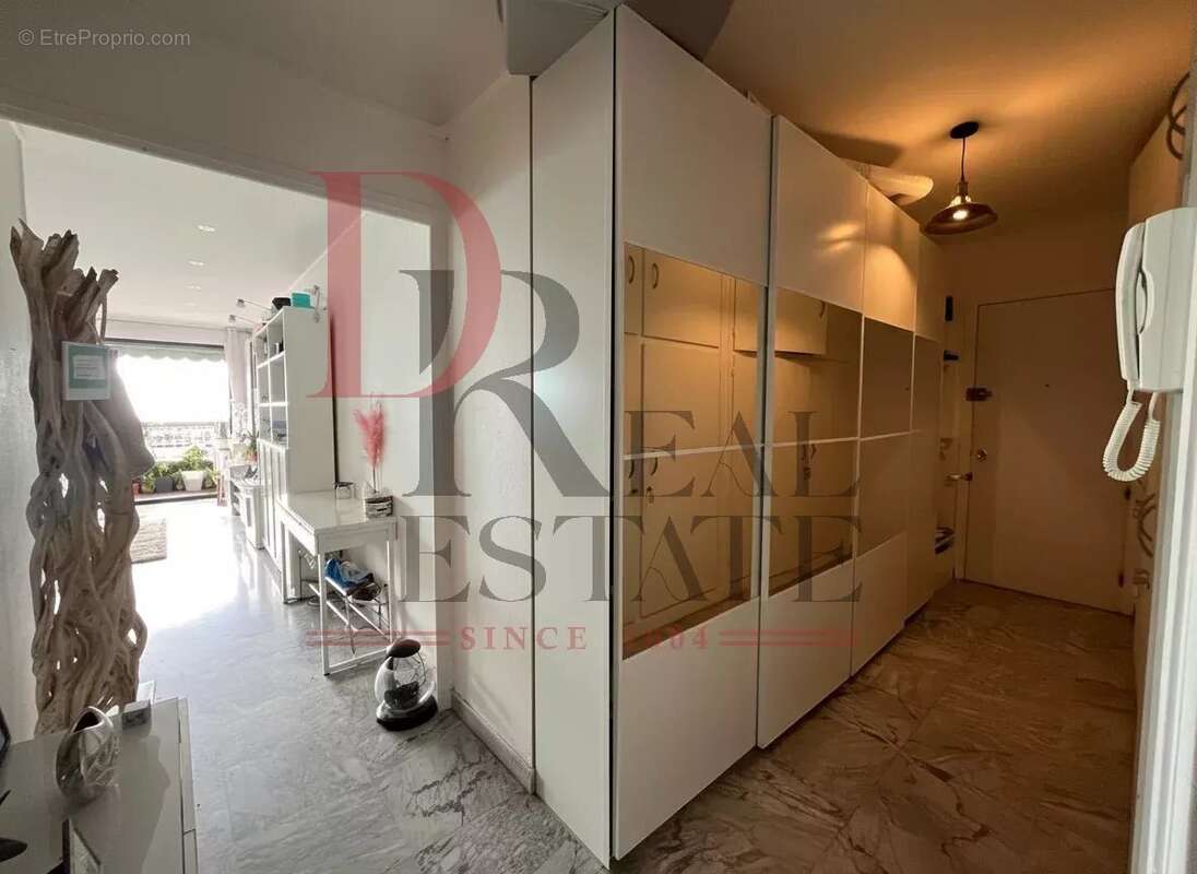 Appartement à ROQUEBRUNE-CAP-MARTIN