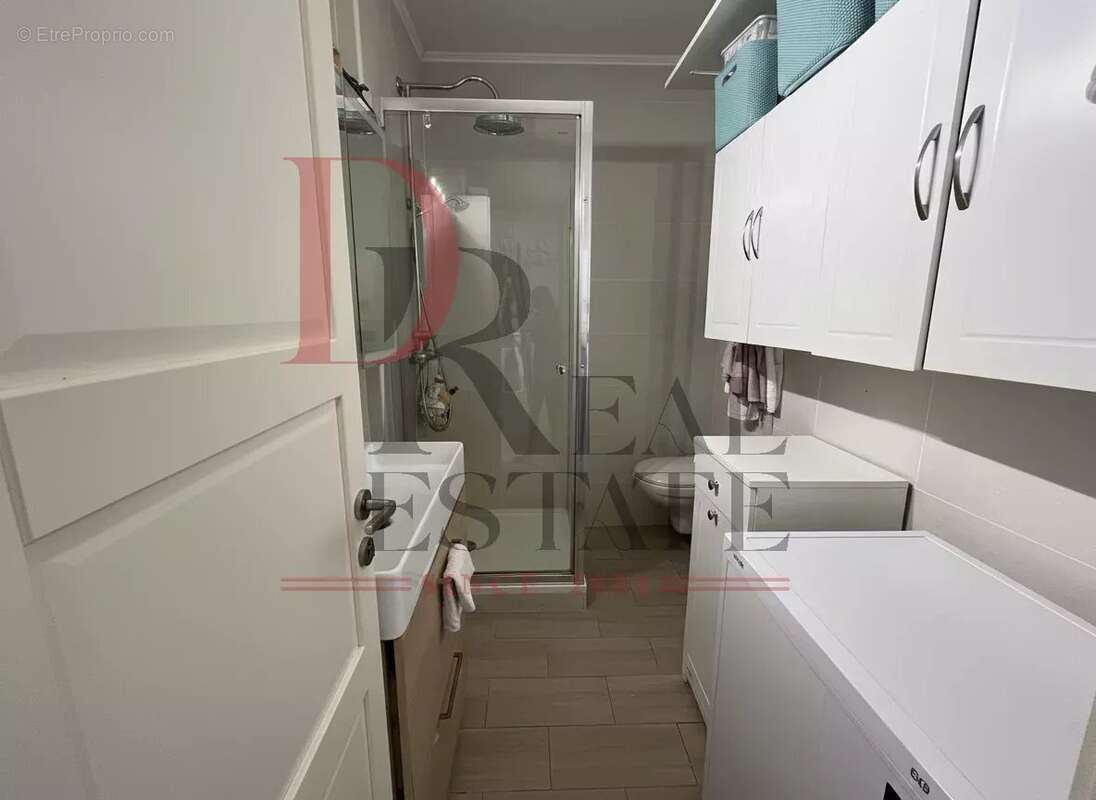 Appartement à ROQUEBRUNE-CAP-MARTIN