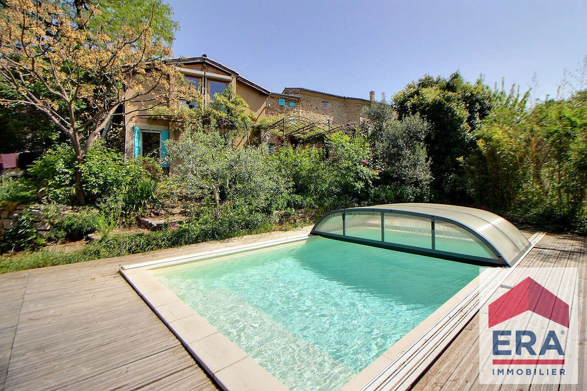 Maison à ROCHEFORT-EN-VALDAINE