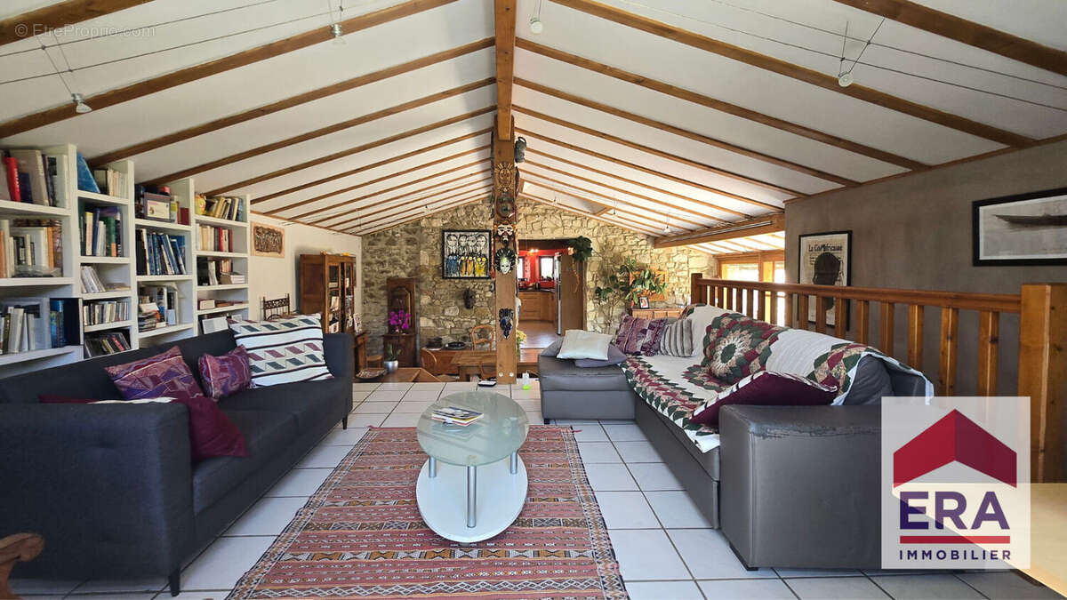 Maison à ROCHEFORT-EN-VALDAINE