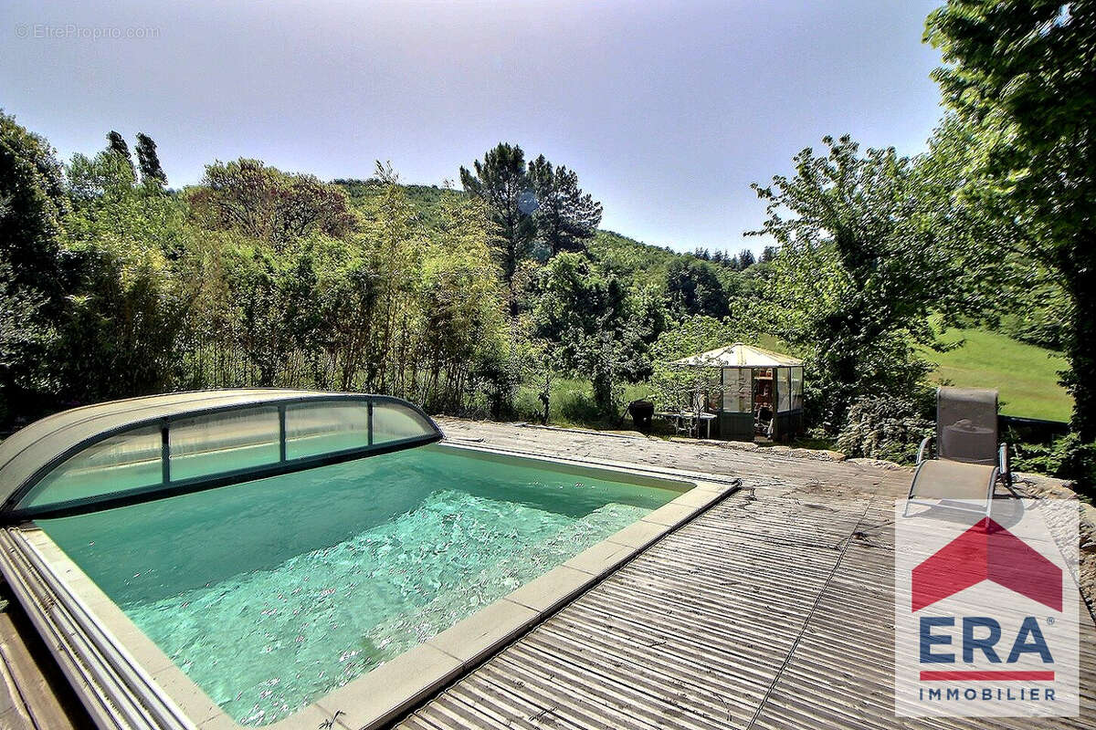 Maison à ROCHEFORT-EN-VALDAINE