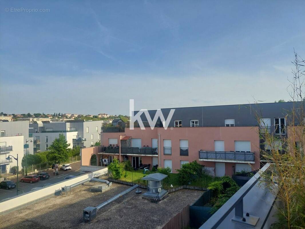 Appartement à CORBEIL-ESSONNES