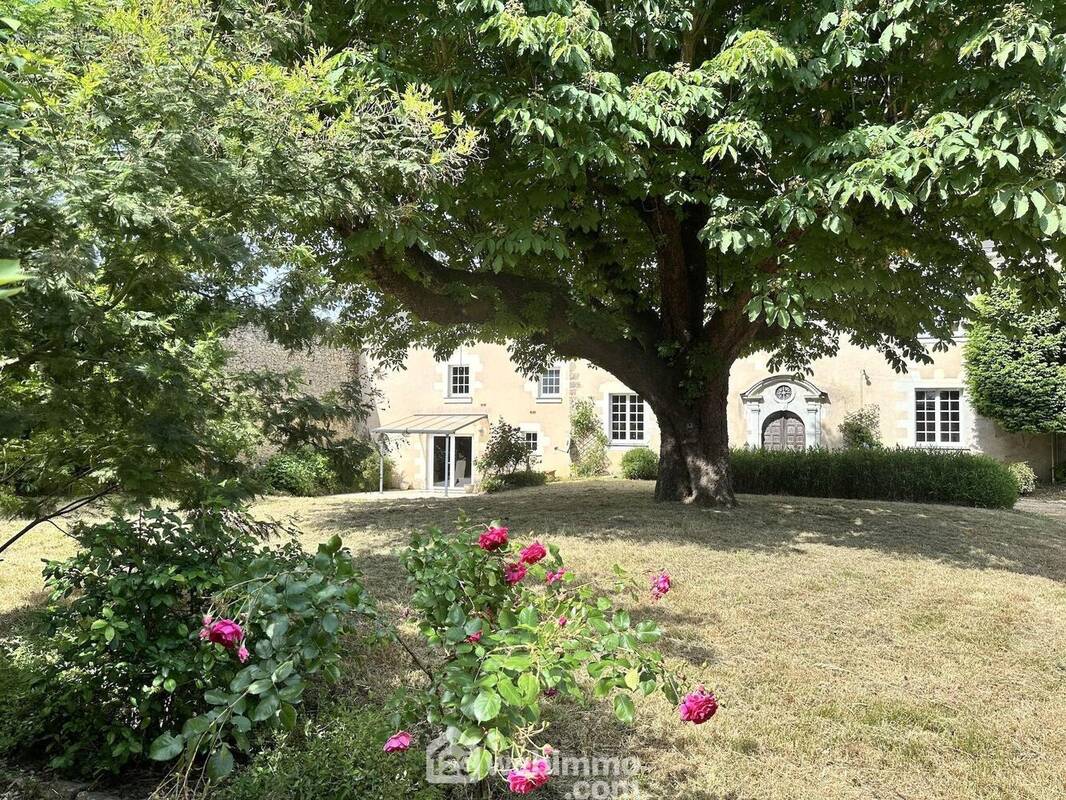 A découvrir ! - Maison à BRISSAC-QUINCE