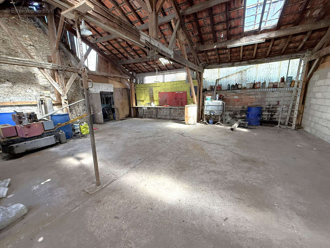 Autre à LA CHAPELLE-GAUTHIER