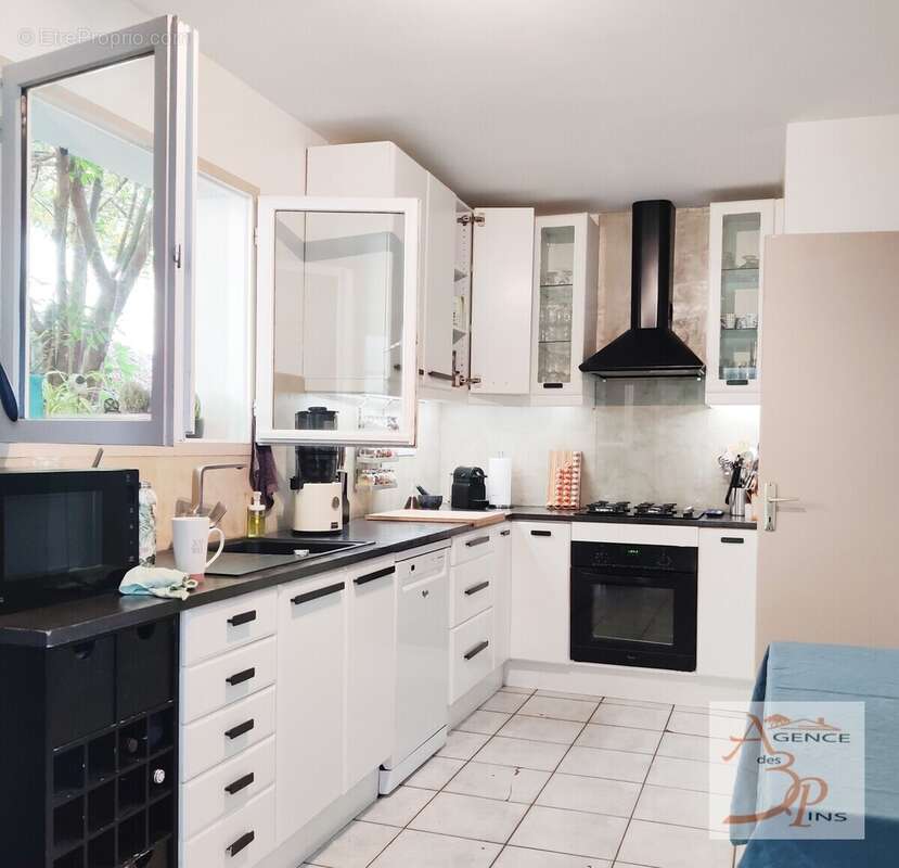 Maison à COLLOBRIERES