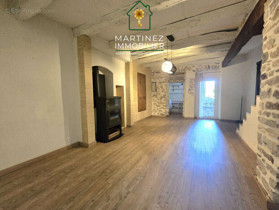 Maison à SAINT-HIPPOLYTE-DE-CATON