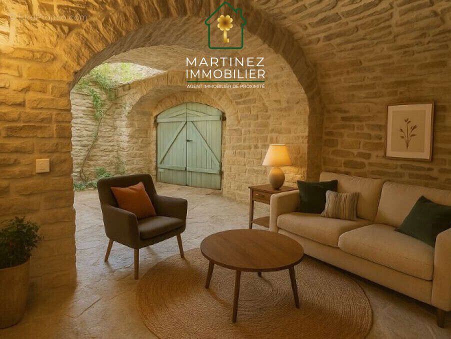 Maison à SAINT-HIPPOLYTE-DE-CATON