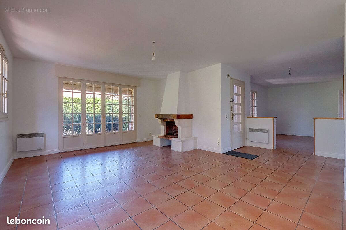 Maison à MONTGISCARD