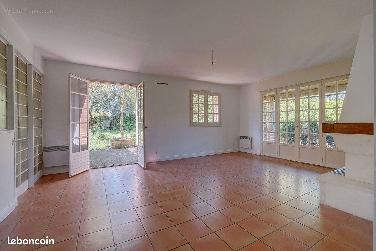 Maison à MONTGISCARD