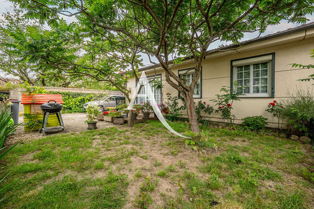Maison à LIMEIL-BREVANNES